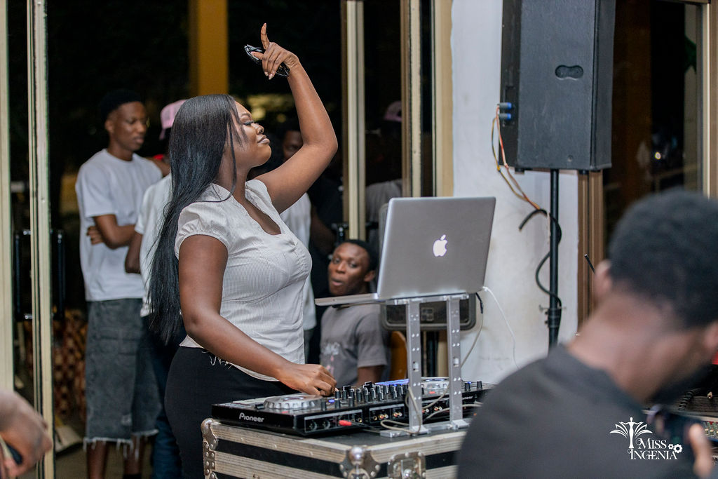 Audio & Entertainment